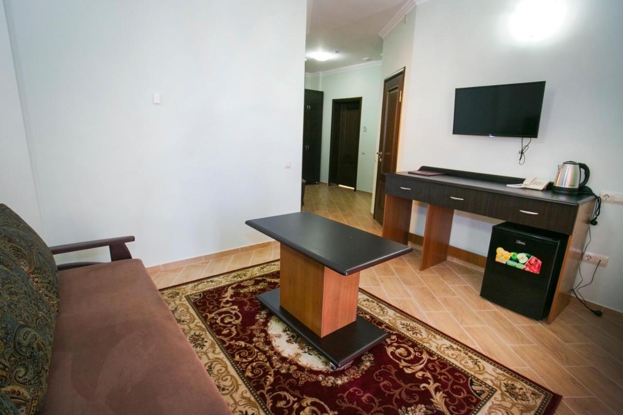 Hotel Acra Sukhumi Luaran gambar