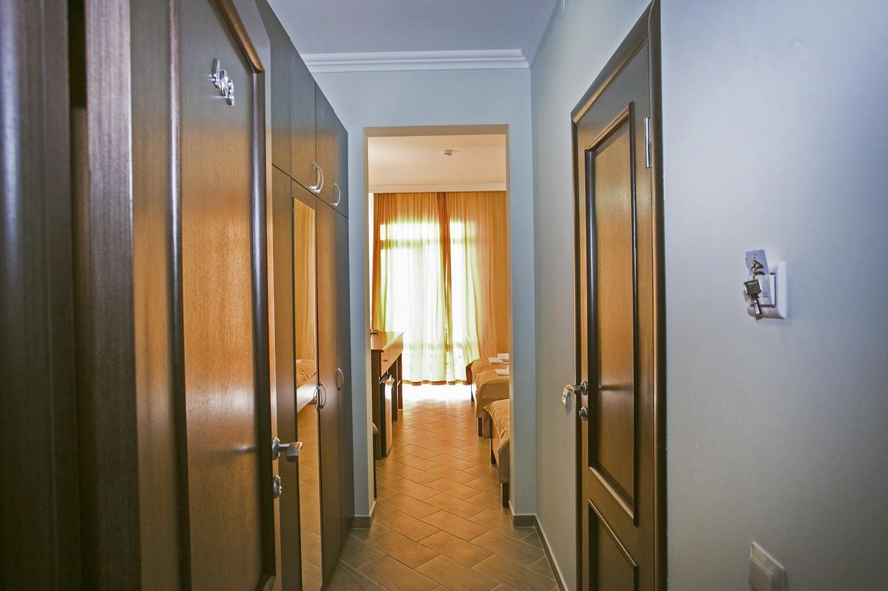 Hotel Acra Sukhumi Luaran gambar