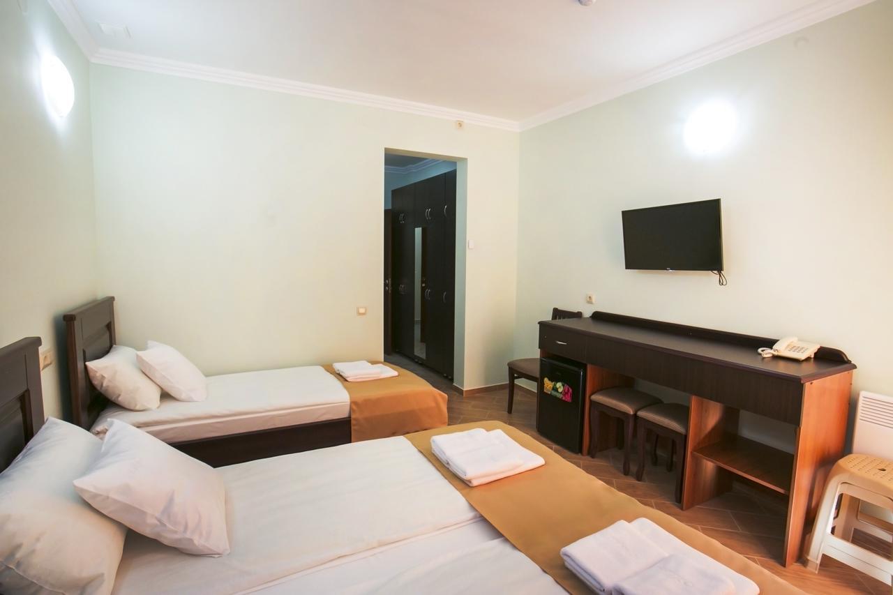 Hotel Acra Sukhumi Luaran gambar
