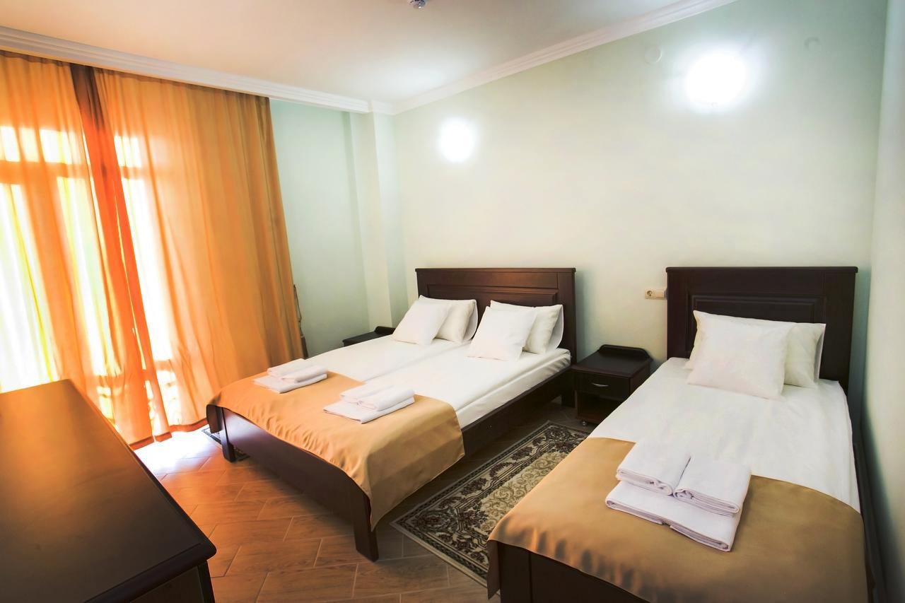 Hotel Acra Sukhumi Luaran gambar