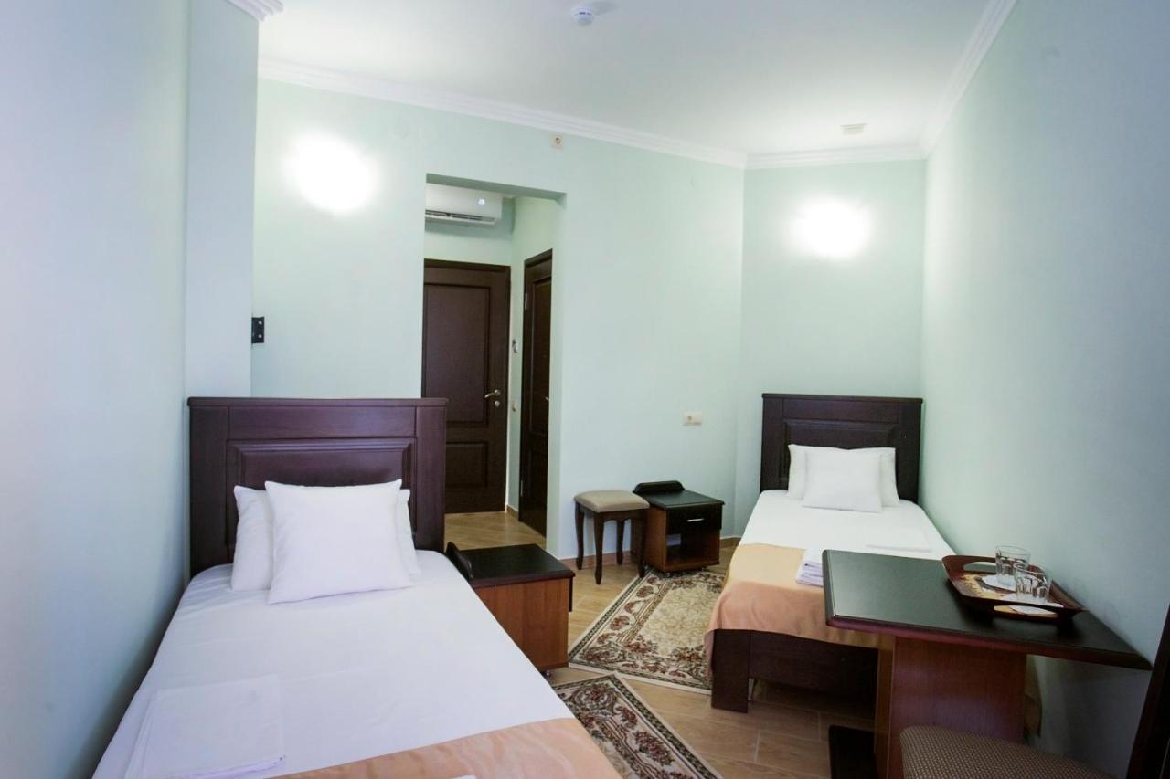 Hotel Acra Sukhumi Luaran gambar