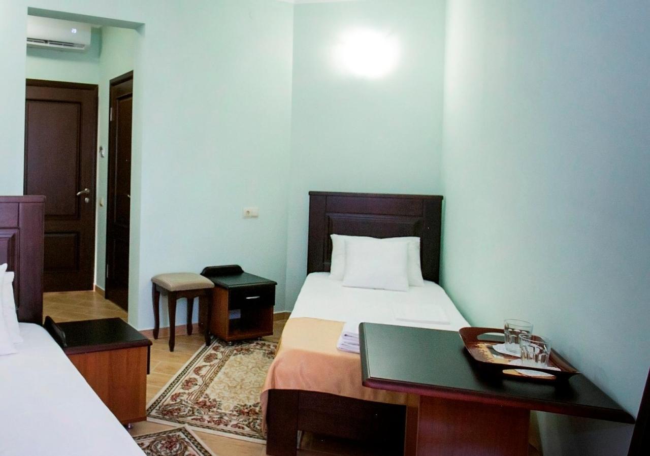 Hotel Acra Sukhumi Luaran gambar
